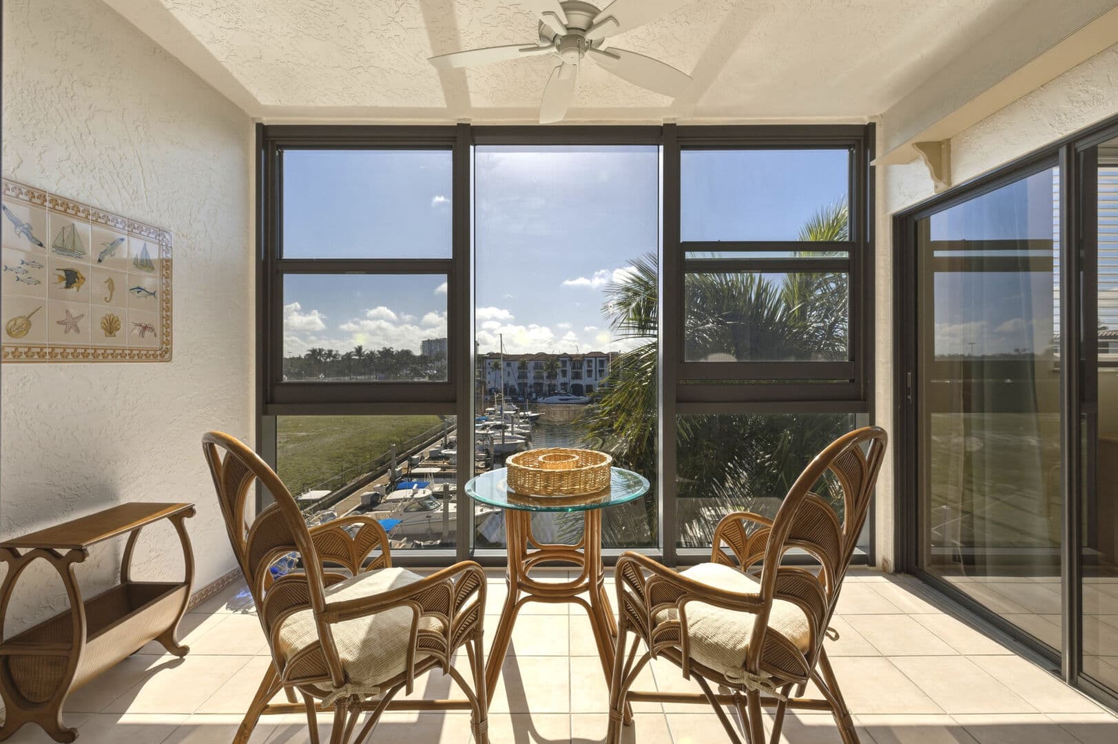 ON BM A-303 - 801 Riverpoint Drive #303
