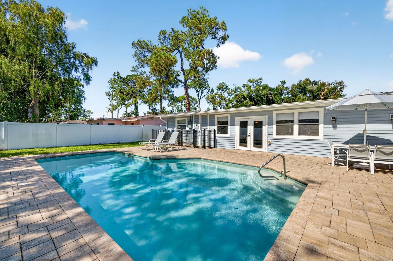 Pool, Palms, & Pac-Man