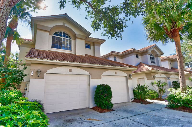 BB HL 9-201 - 4431 Riverwatch Drive, 201