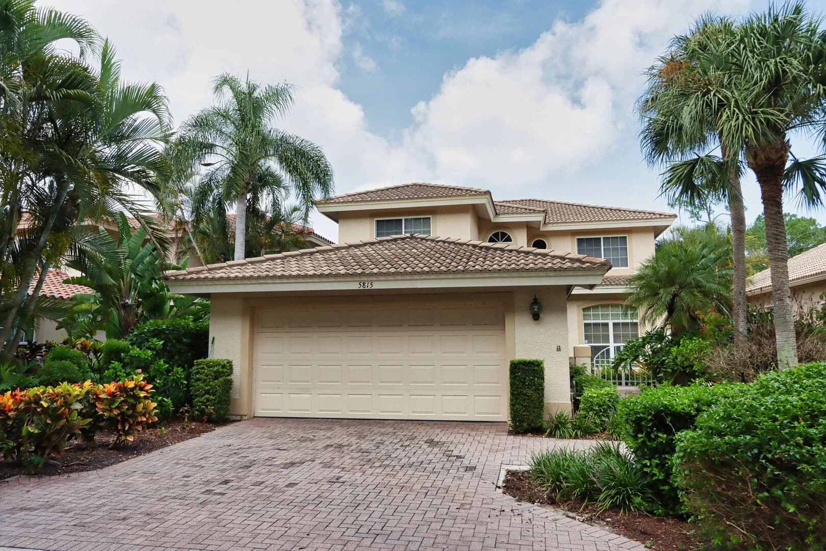 H SSG 5815 - 5815 Persimmon Way