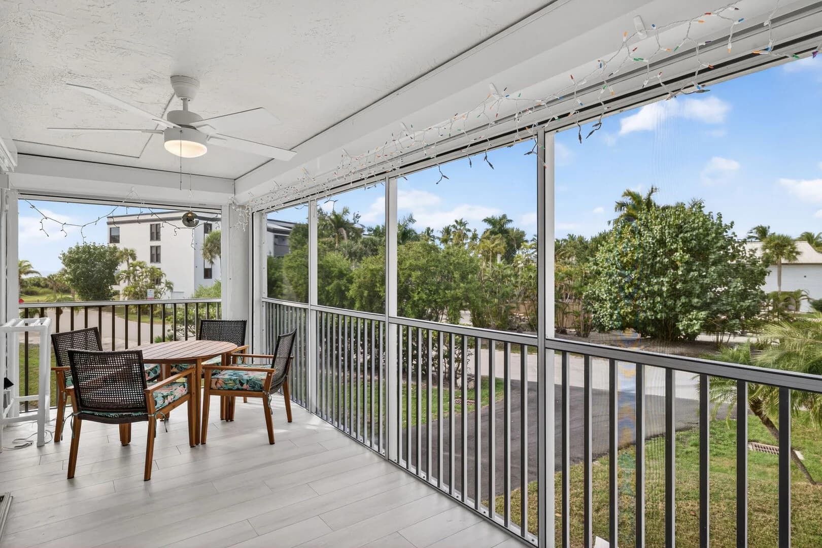 Sanibel Surfside 214
