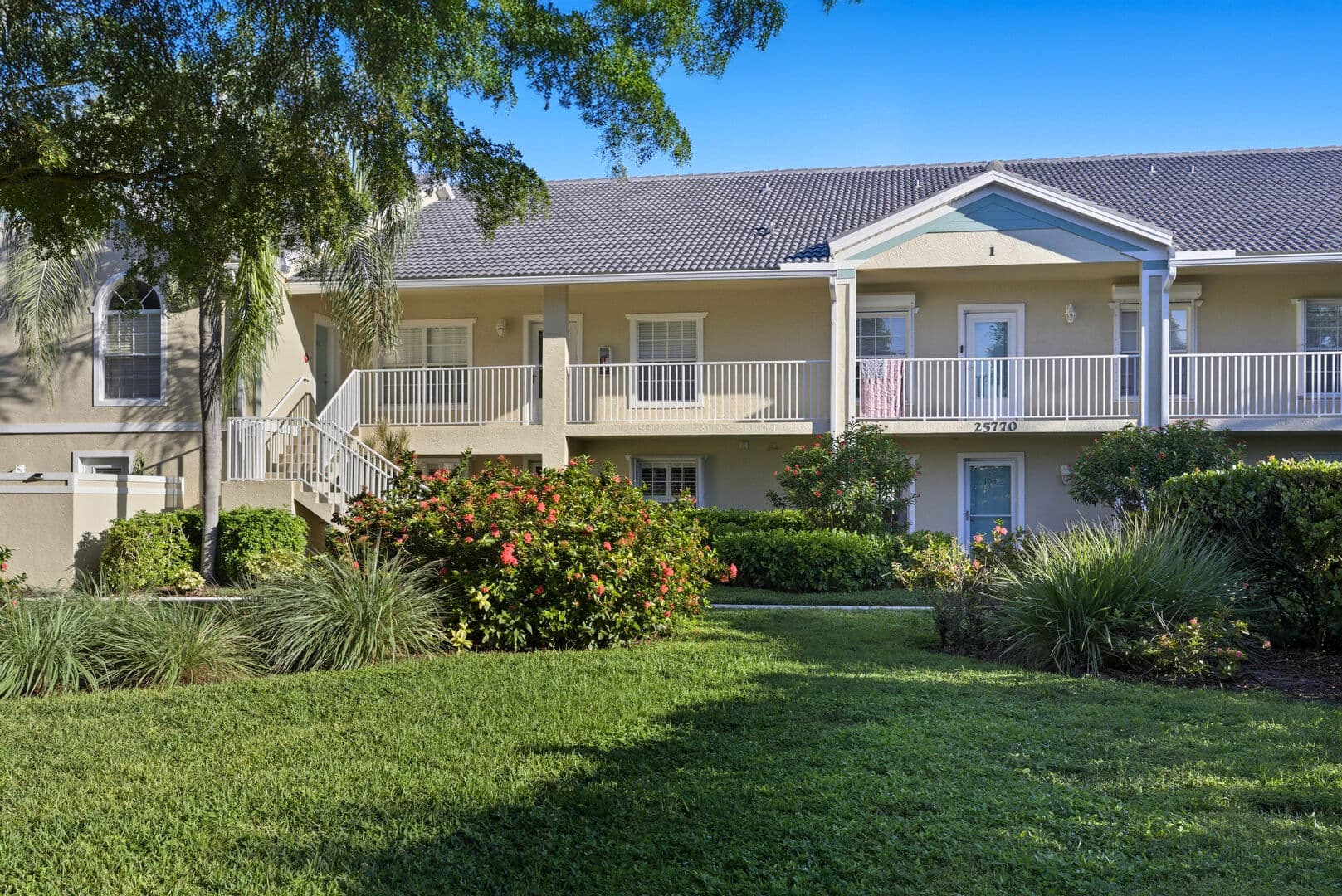 BP 1-103 - 25770 Lake Amelia Way #103