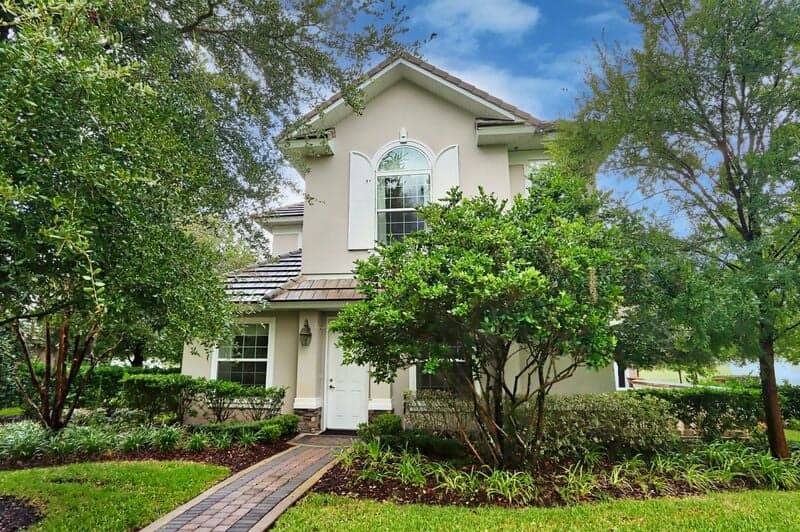 RL Eagles Landing Villa #11 - 8141 NW 26th Lane Road