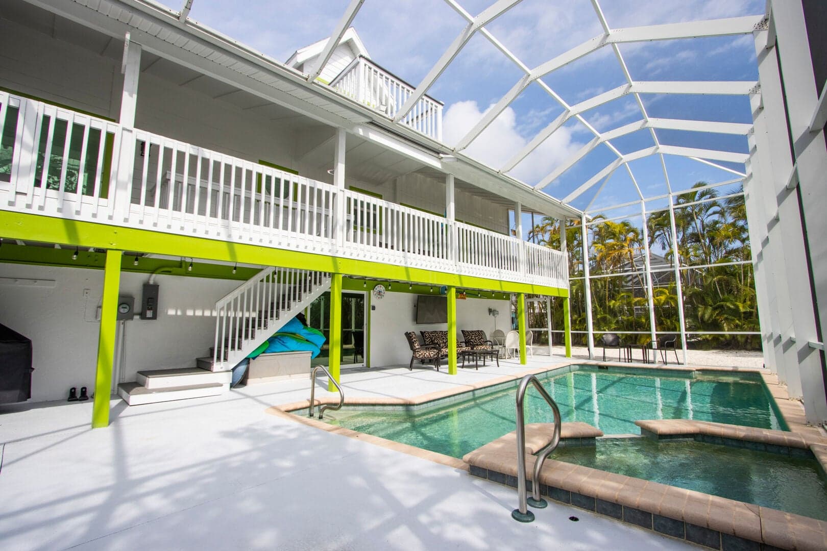 Hibiscus Hideaway