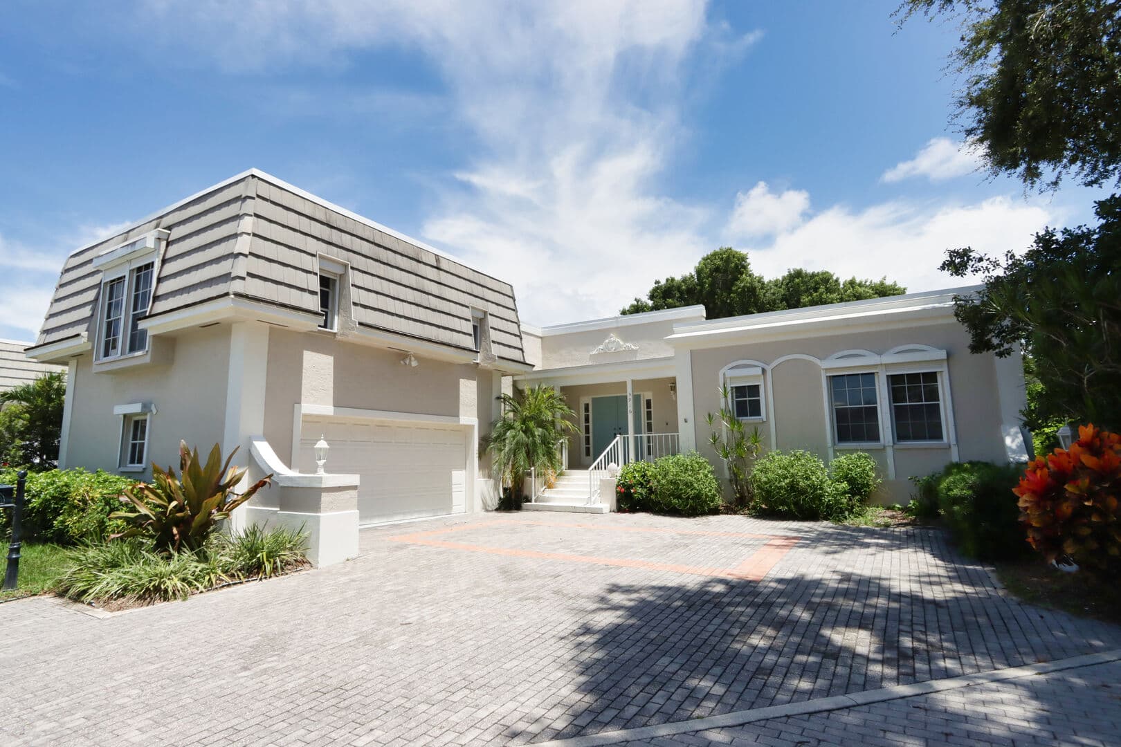 H PB CH 5916 - 5916 Chanteclair Drive