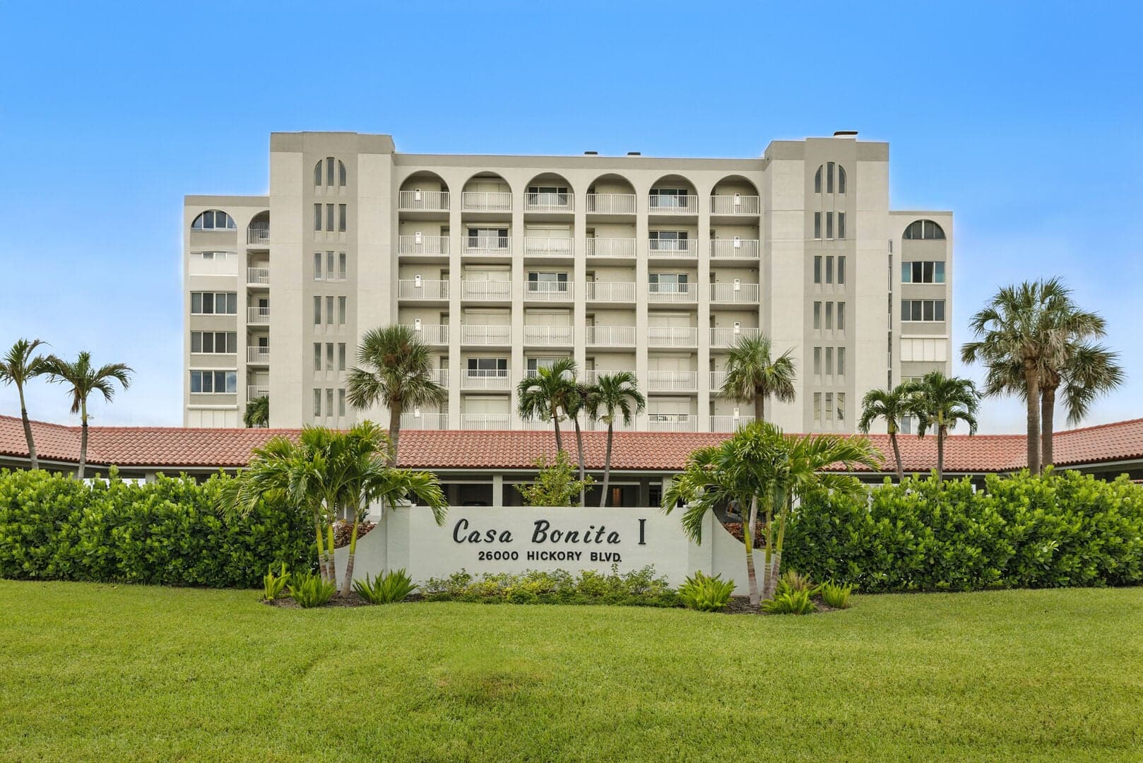 BS CB 1-204 - 26000 Hickory Boulevard #204