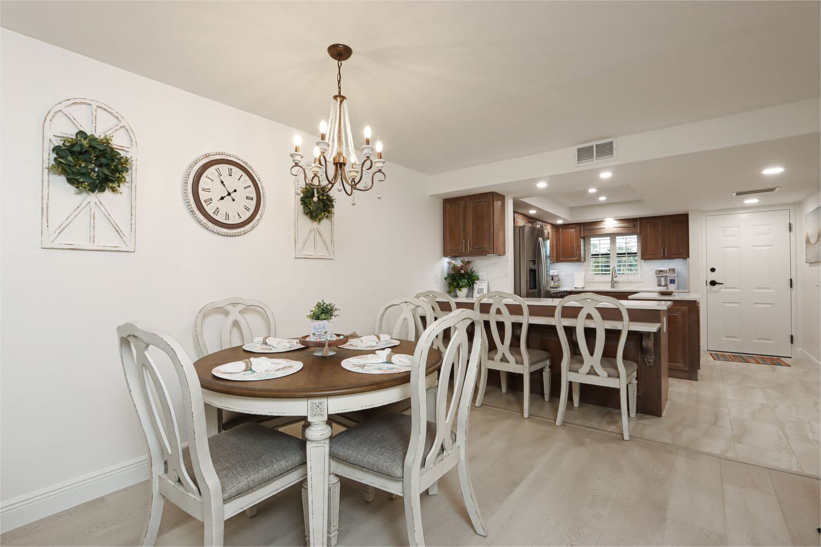 Sand Pointe 216 photo 3