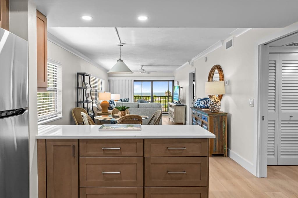 Sand Pointe 211 photo 3