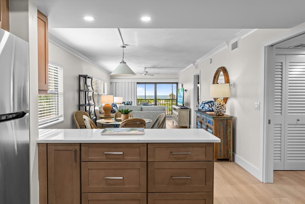 Sand Pointe 211 photo 3