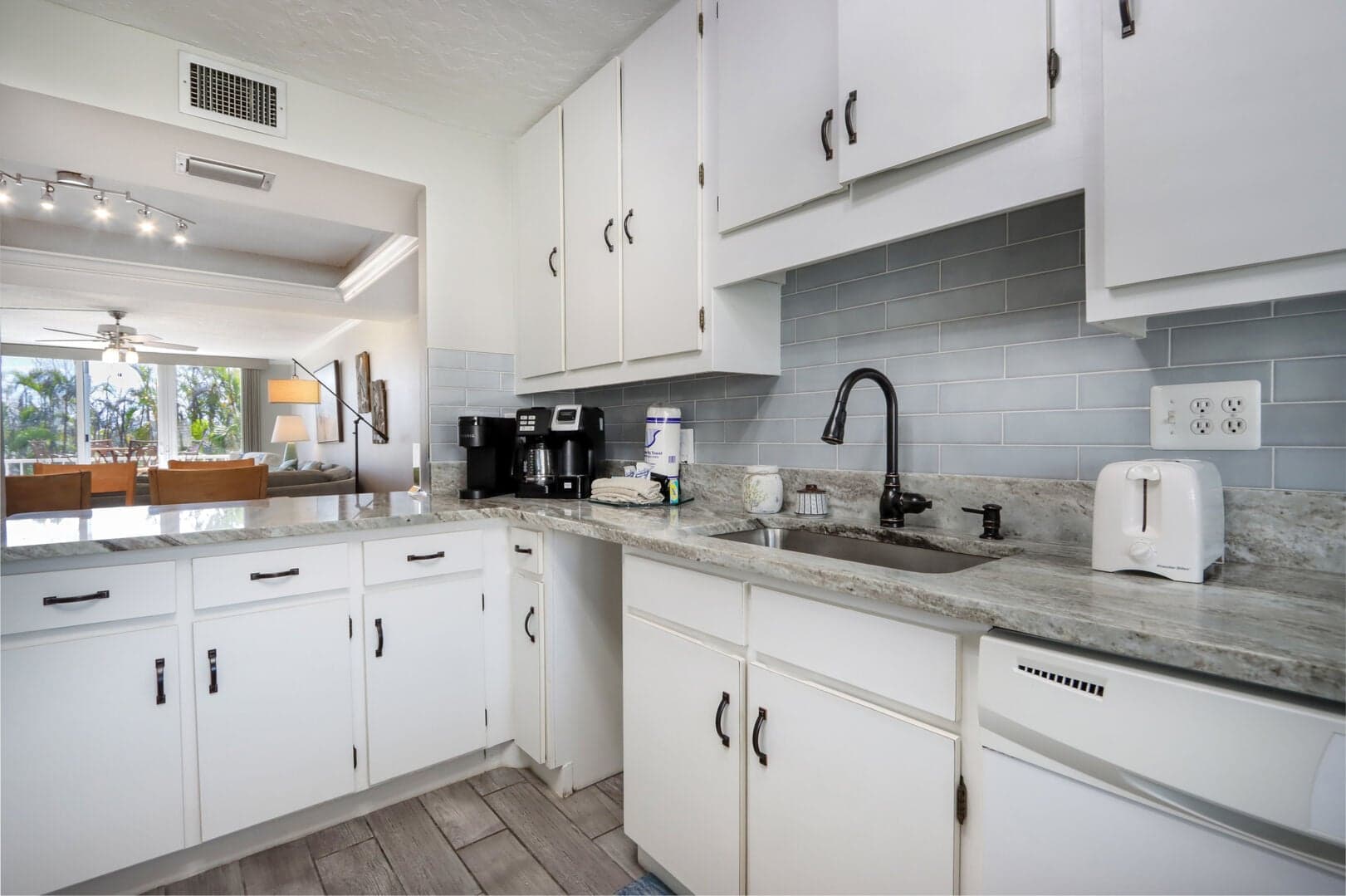Lighthouse Point 219 photo 4