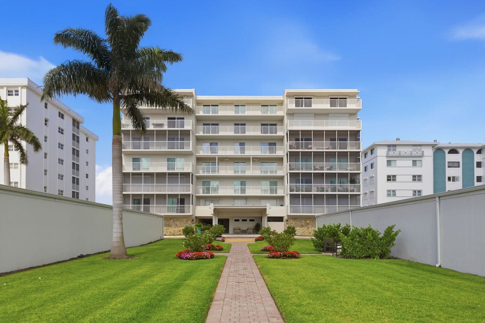 MO GT 306 - 1977 Gulf Shore Boulevard North #306 photo 2