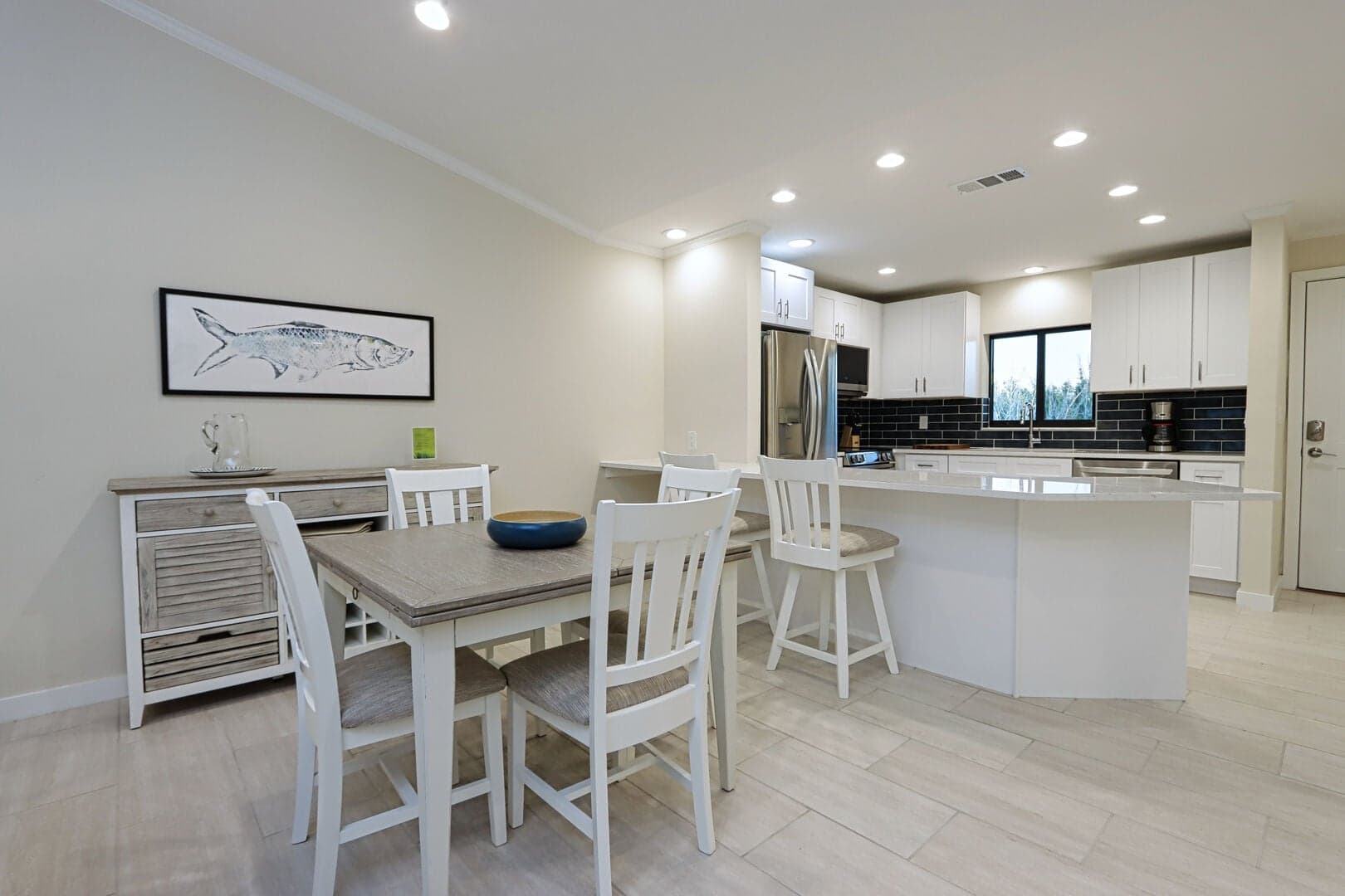 Sandpiper Beach 302 photo 3