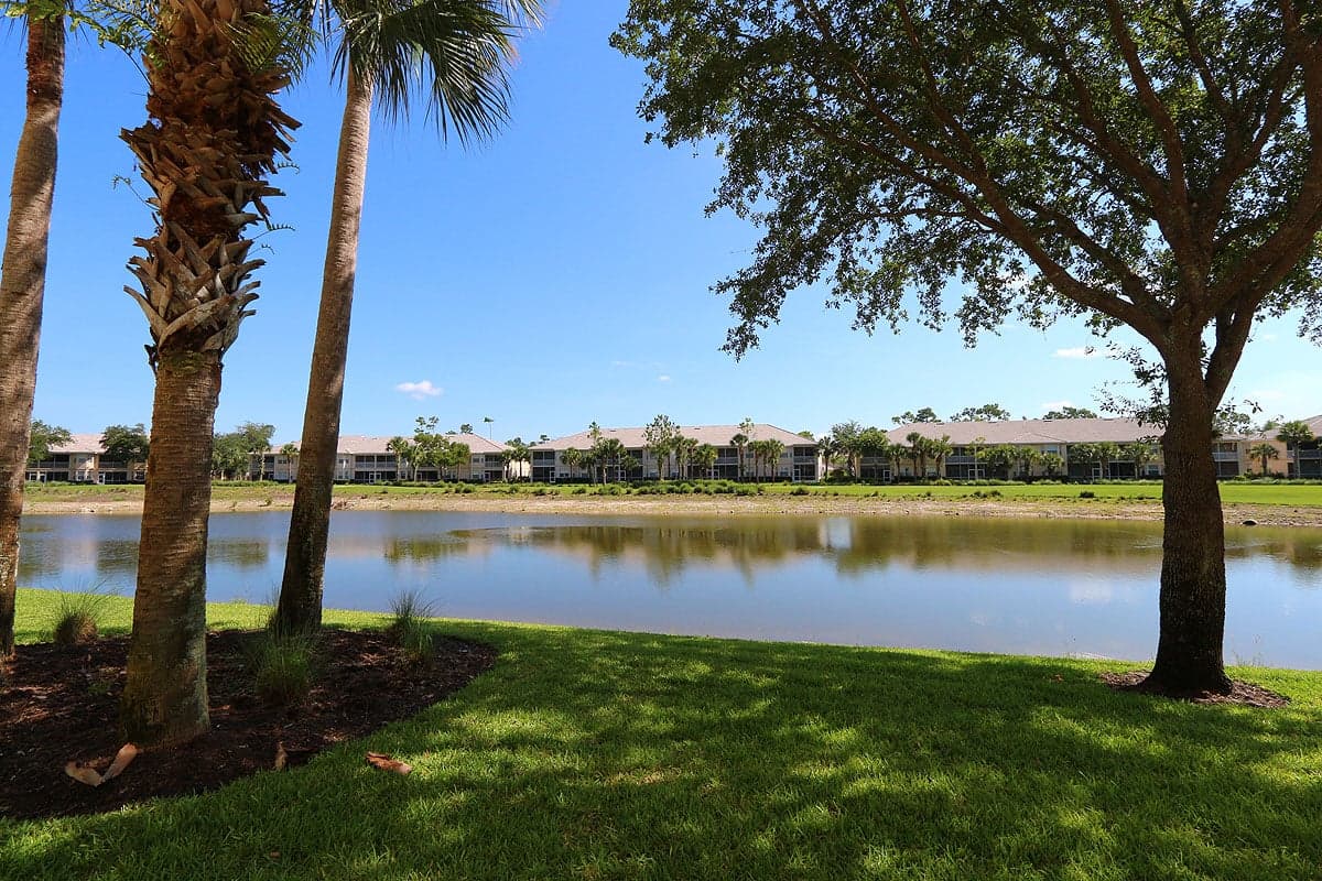 FG 104 - 3940 Loblolly Bay Drive photo 2