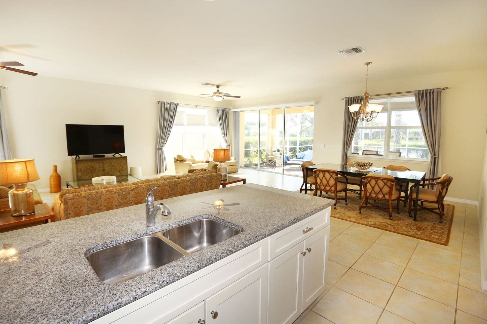 H VR 8484 - 8484 Benelli Court photo 5