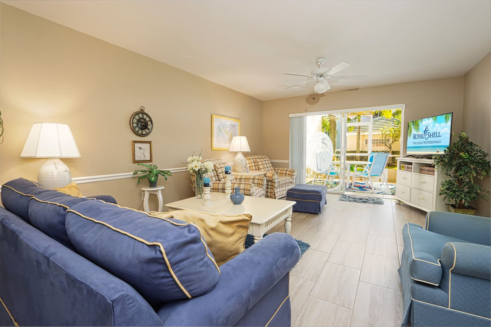 BS BL 3-105 - 28861 Bermuda Lago Court #105 photo 4