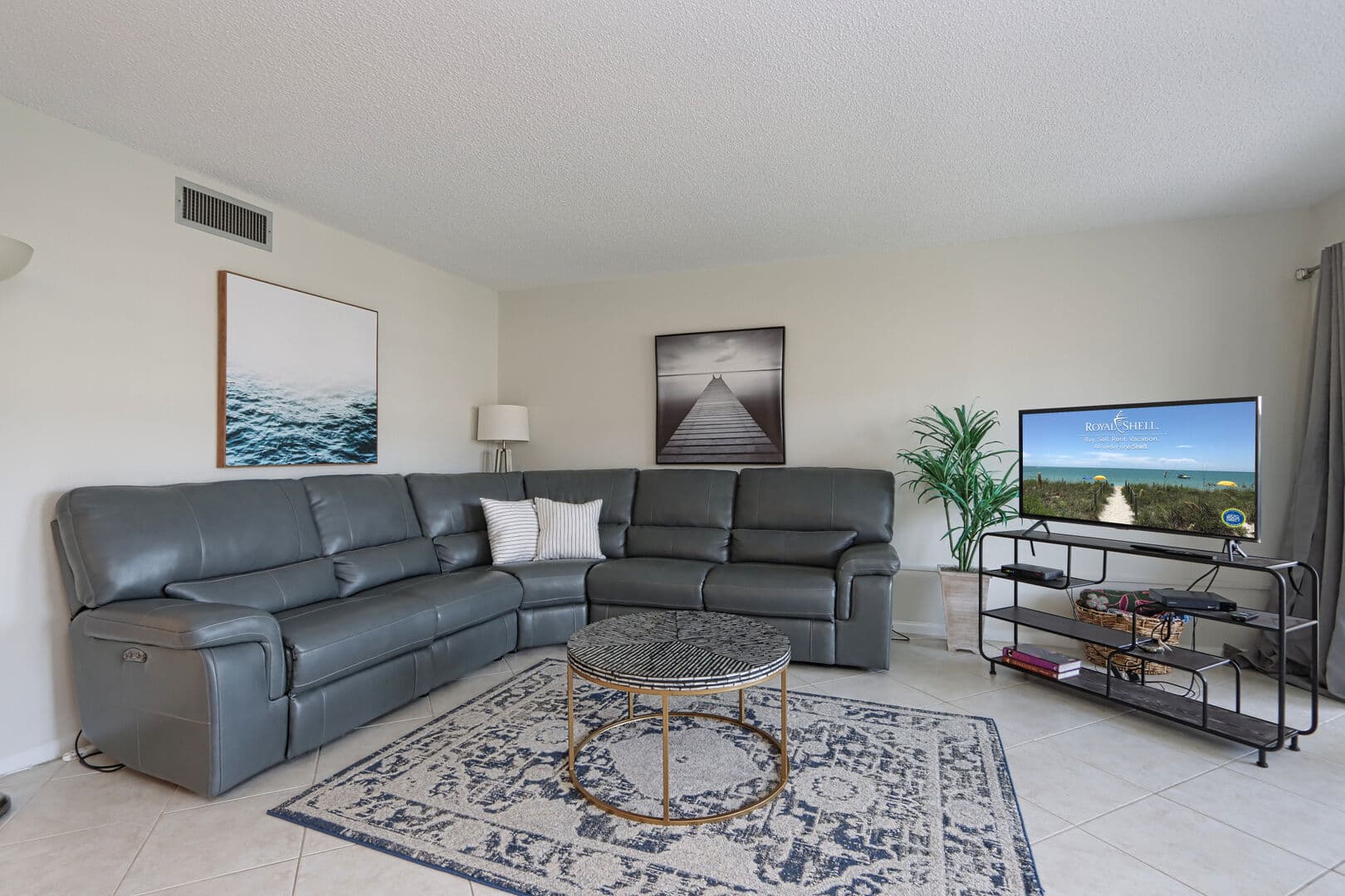 BBC D-450 - 25740 Hickory Boulevard #450 photo 2