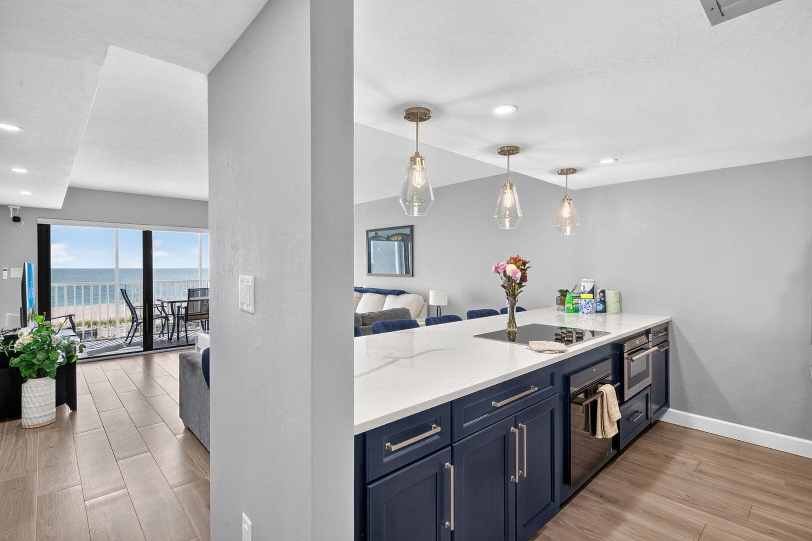 Dolphin Way 204 photo 3