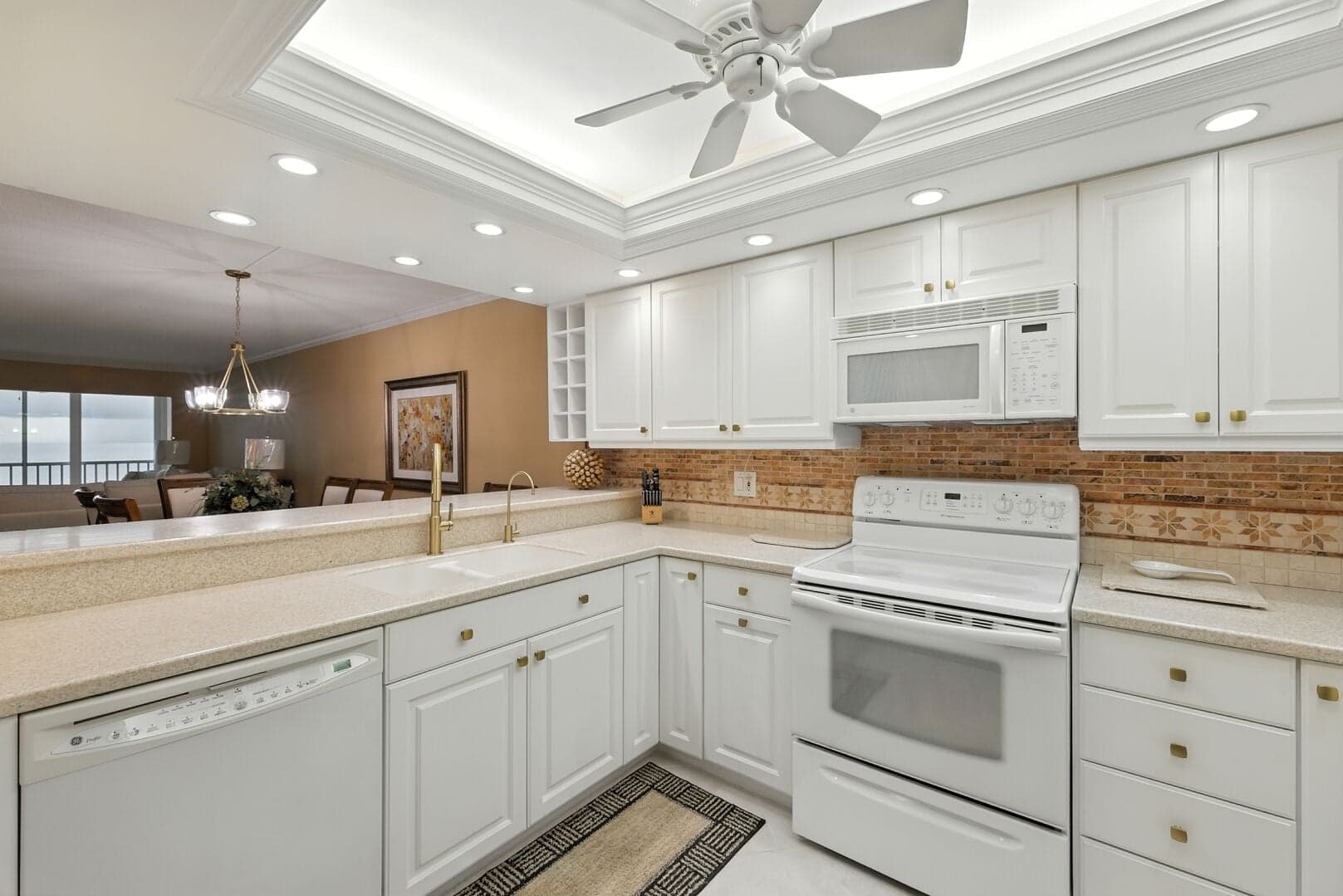 BS CB 1-204 - 26000 Hickory Boulevard #204 photo 4
