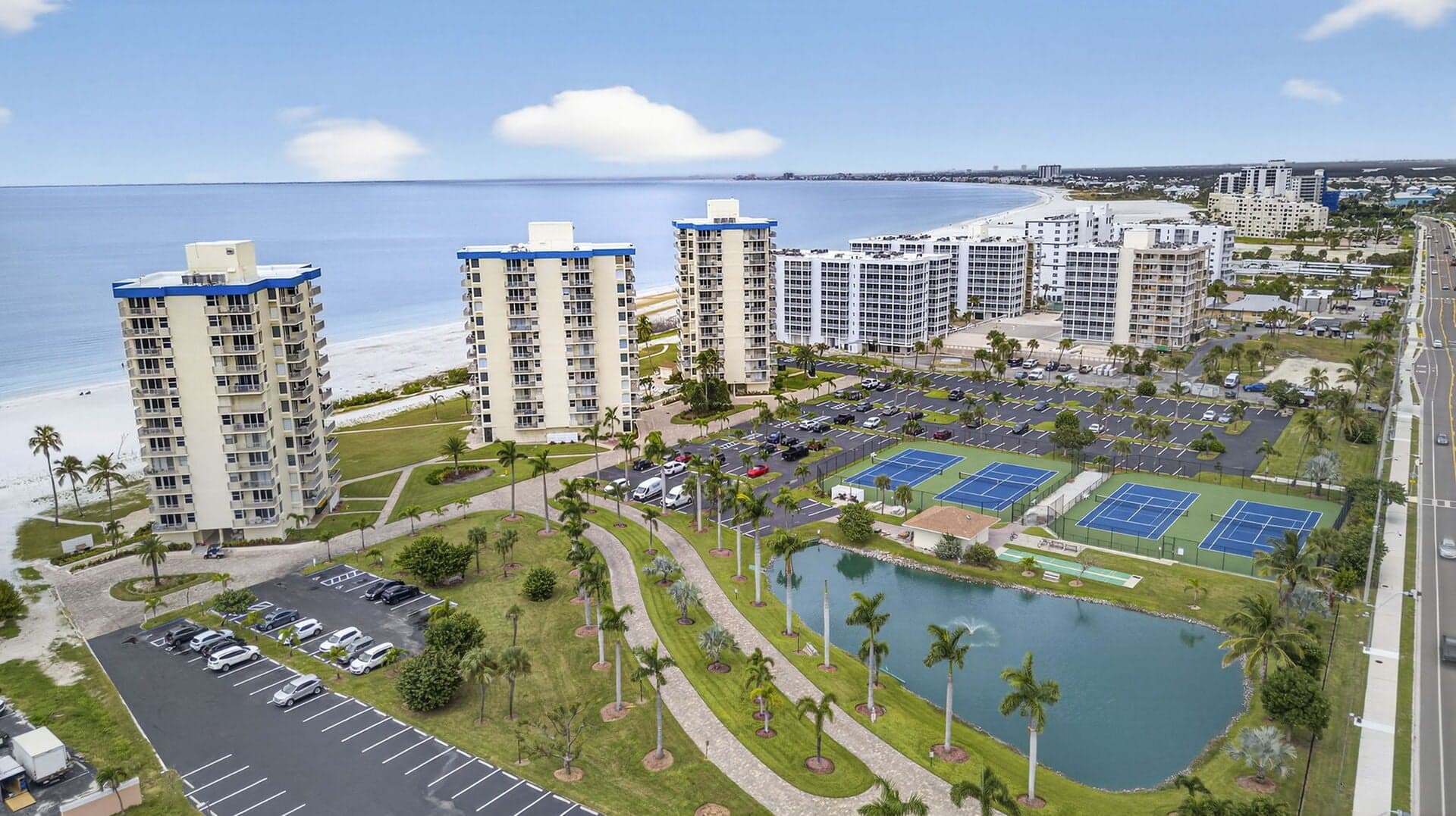 Estero Beach & Tennis Club 803a photo 2